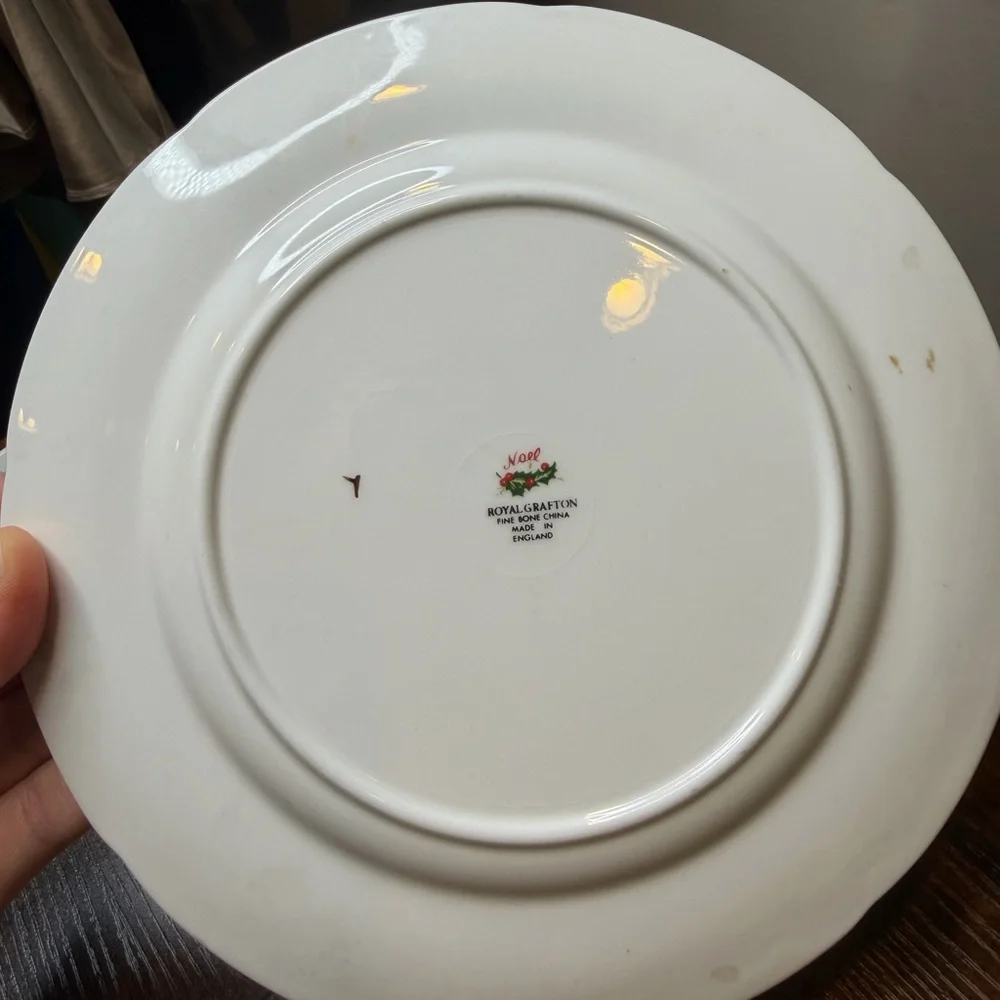 Royal Grafton elegant dinnerware